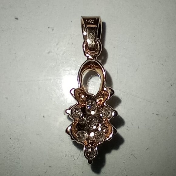 14Kt Yellow Gold ¼-Carat Champagne Diamond Cluster Pendant - Picture 4 of 4
